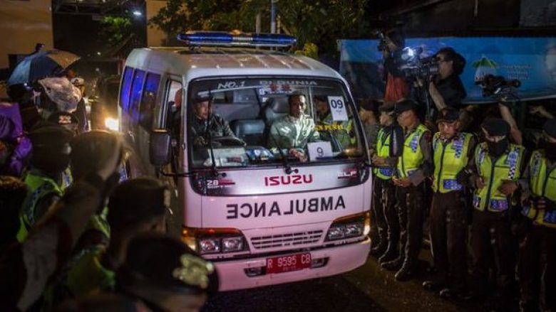Indonezia ekzekuton 4 të burgosur