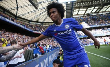 Manchester United kërkon shërbimet e Willianit