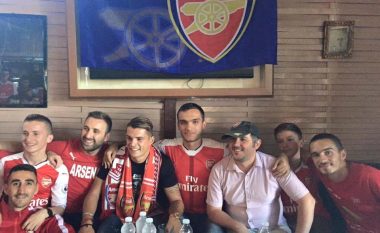 Takimi i Xhakës me tifozët shqiptarë të Arsenalit, temë edhe në mediat angleze (Foto)