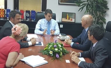 Ministri i ekonomisë Driton Kuçi takon drejtorin e Zyrës së Bankës Botërore në Maqedoni