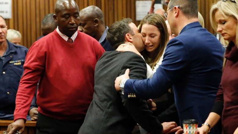Gjashtë vjet burg për Oscar Pistorius