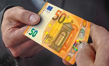 Ndahen 50 euro shtesë për të gjithë punëtorët e sektorit publik