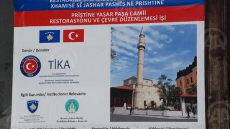 Turqia përmes investimeve po promovon `Islamin turk`në Kosovë