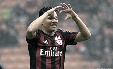 Bacca i qëndron besnik Milanit