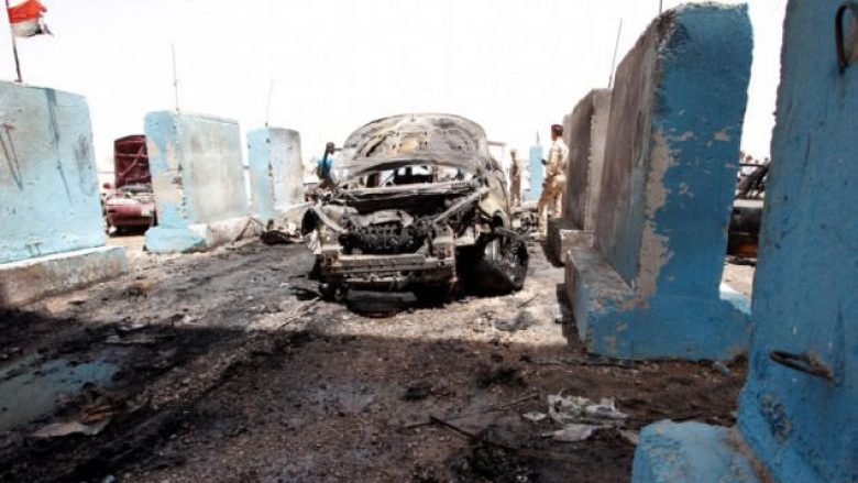 12 të vrarë nga tri sulme në Bagdad