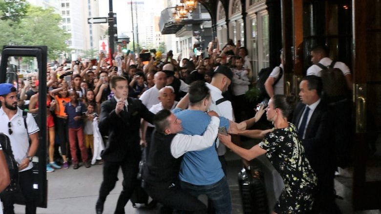 The fans¿fight just¿for taking a picture with Karim Benzema¿ Pictured: Karim Benzema Ref: SPL1320632 170716 Picture by: Miya / Splash News Splash News and Pictures Los Angeles: 310-821-2666 New York: 212-619-2666 London: 870-934-2666 photodesk@splashnews.com