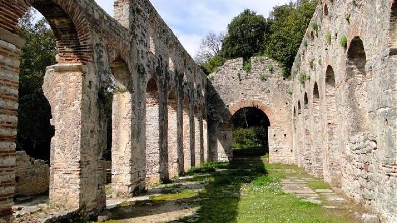 Turizmi kulturor dha shenja rigjallërimi në Shqipëri