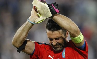 Buffon qanë pas eliminimit nga Gjermania (Video)