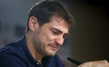 Sot një vit më parë Casillas u largua me lot në sy nga Real Madridi
