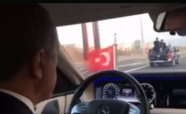 Erdogan në rolin e ‘shoferit’ personal të kryeministrit Rama (Video)