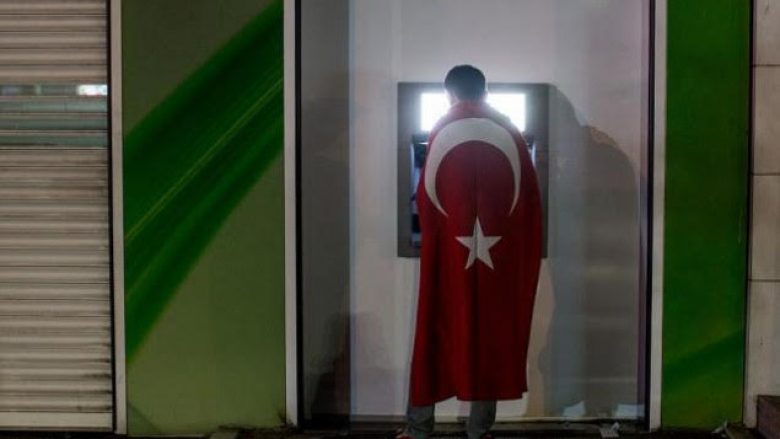 Gjeneralët turq arrestohen në Dubai