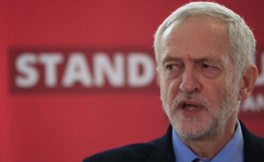 Laburistëve u shtohen 60.000 anëtarë të rinj – duan largimin e Jeremy Corbyn