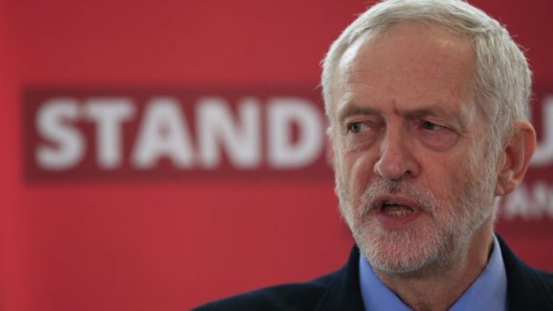 Laburistëve u shtohen 60.000 anëtarë të rinj – duan largimin e Jeremy Corbyn