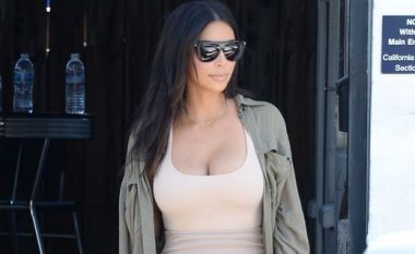 Gjithnjë e më shumë po flitet për trupin e Kim Kardashian (Foto)