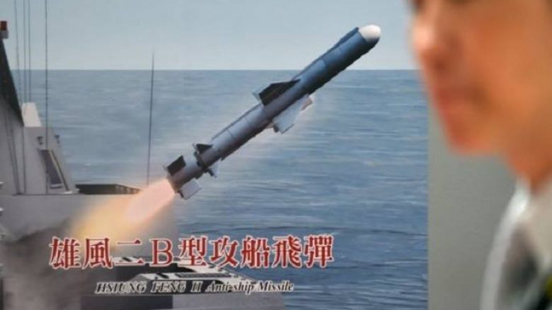Kina feston 95 vjetorin e Partisë Komuniste, Tajvani i lëshon gabimisht një raketë bërthamore