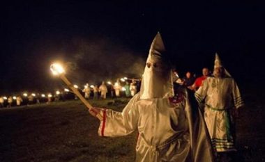 Ku Klux Klan ëndërron të ringrihet sërish pas 150 vjetësh