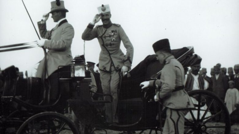Shqipëria e viteve 1913-1914: 96 pamje nga koha e Wiedit dhe Misionit Ushtarak Holandez