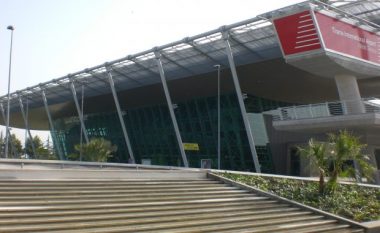 Aeroporti i Rinasit me gardh rrethues, ndahen përgjegjësitë e sigurisë në mes privatëve dhe shtetit