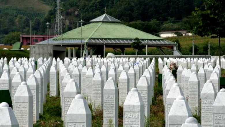 25 vjet nga masakra e Srebrenicës