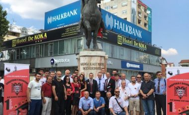 Synohet bashkimi i trojeve shqiptare, tubimi i parë në Shkup