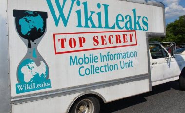 Turqia bllokon qasjen në WikiLeaks, pas publikimit të 300 mijë emailave të partisë së presidentit Erdogan