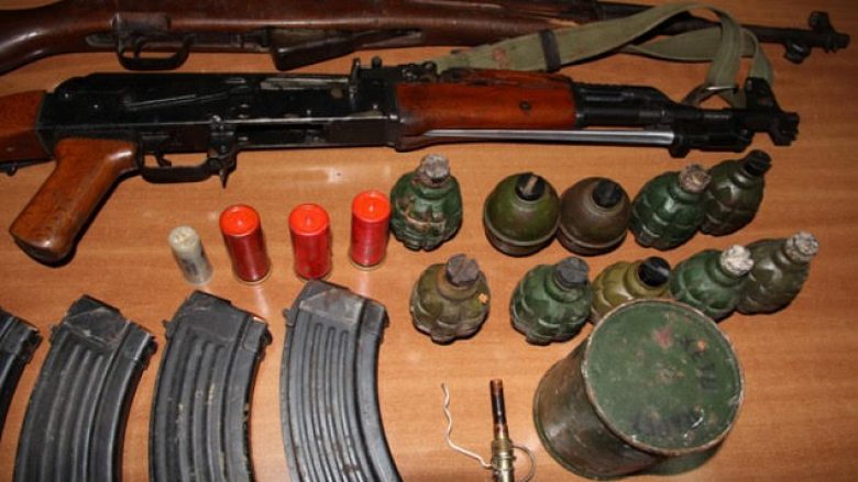 Gjenden armë në një shtëpi në Istog