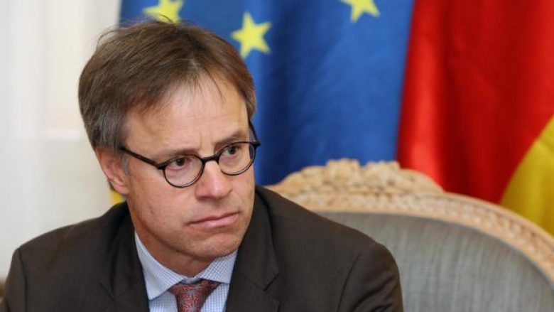 Dittmann: Serbia e detyruar të normalizojë marrëdhëniet me Kosovën