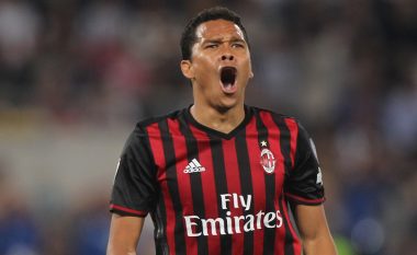 Bacca drejt PSG-së