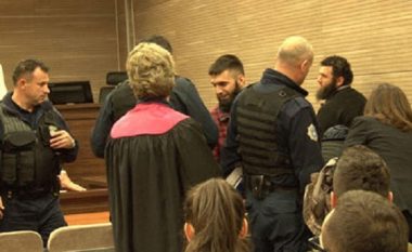 Krejt çka ndodhi në gjykatë, ku u dënuan të akuzuarit e “Badovcit” (Video)