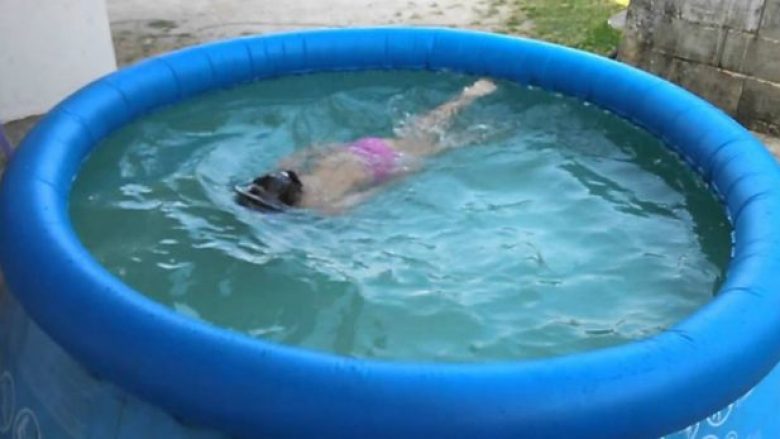 Mbytet në bazenin e gomës 2 vjeçarja nga Podujeva