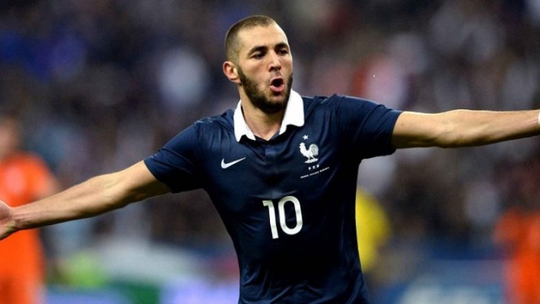 Benzema uron bashkëlojtarët për arritjen në finale (Foto)