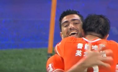 Vjen goli i parë nga Pelle në Kinë (Video)
