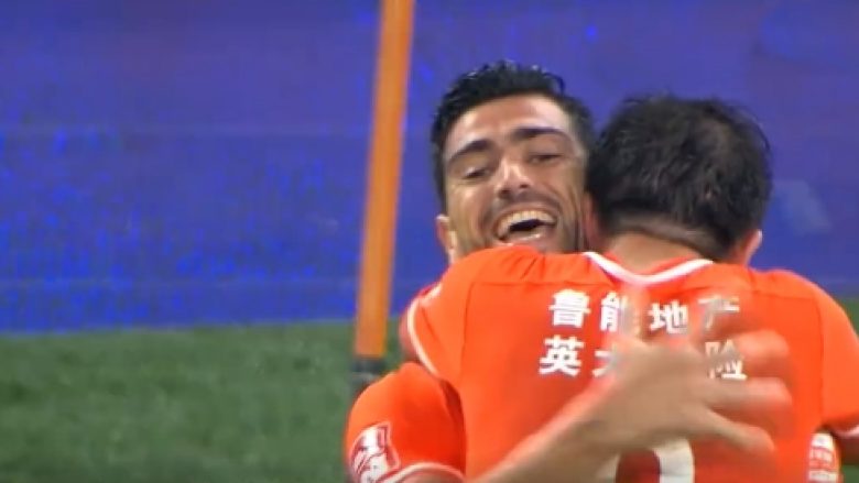 Vjen goli i parë nga Pelle në Kinë (Video)