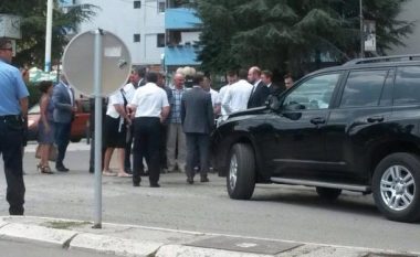 Ambasadori rus në Serbi po qëndron në veri të Kosovës