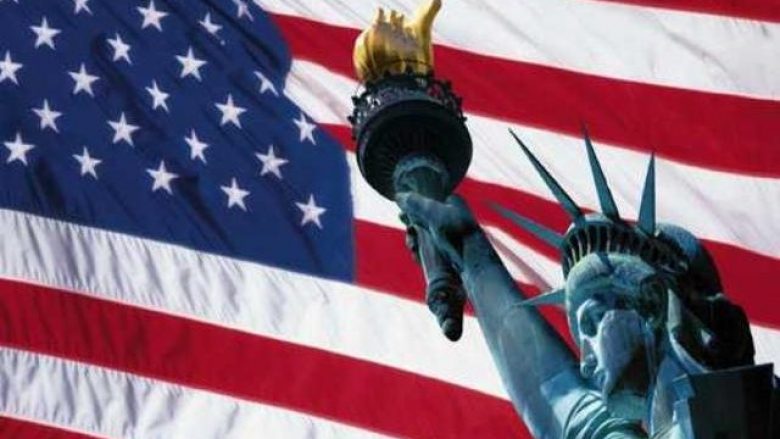 Amerika sot feston 240 vjetorin e Pavarësisë