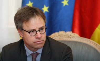 Ditman: Për anëtarësim në BE, Serbia t’i normalizojë raportet me Kosovën
