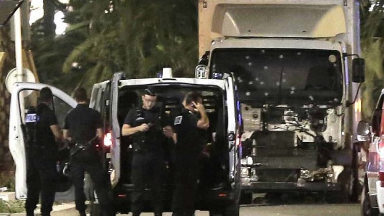 Mashtrimi që u kishte bërë terroristi, policisë në Nice të Francës (Foto)