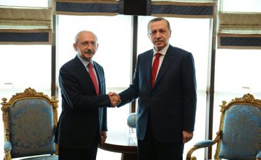 Lideri kryesor i opozitës mbështet qeverinë turke