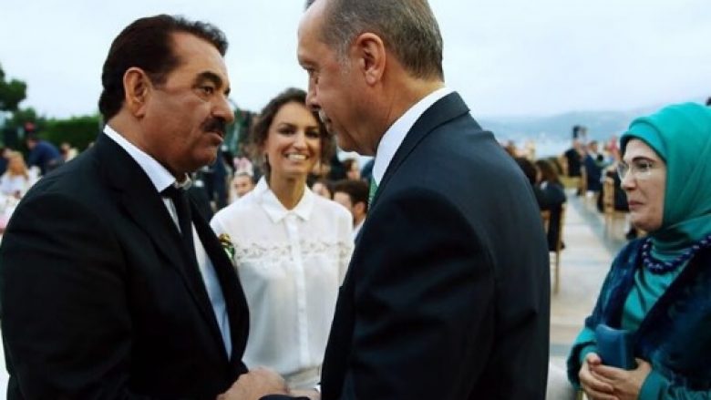 Tatlises i ka dy fjalë për Erdoganin rreth grusht shtetit në Turqi (Foto)