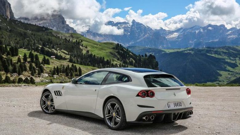 Ferrari lason 350 vetura unike, për të festuar 70-vjetorin e themelimit