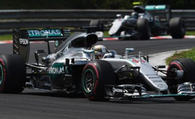F1: Hamilton me rekord, fiton në Hungari