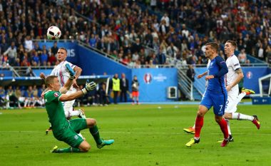 Dy gola të shpejt dhe të bukur nga Franca, shënojnë Payet dhe Grizmann (Video)