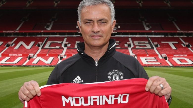 Prezantohet Mourinho, ka disa fjalë për kundërshtarët