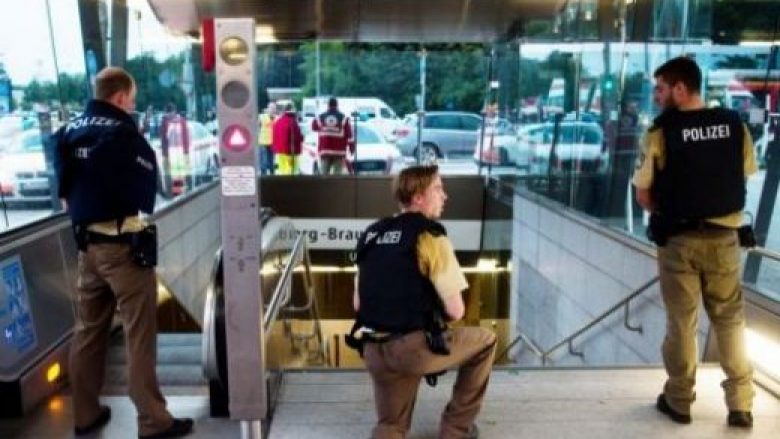 Alarm në Munih, evakuohen njerëzit nga një qendër tregtare