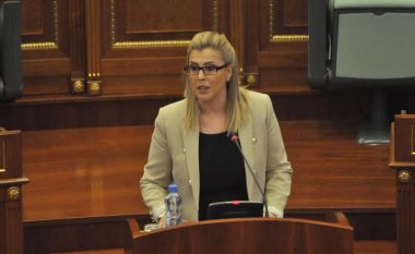 Deputetja Emini: Të shpallet ditë zie në Kosovë