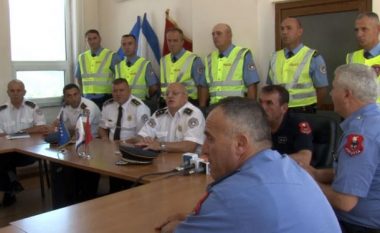 Policia e Kosovës nis patrullimet edhe në Shqipëri