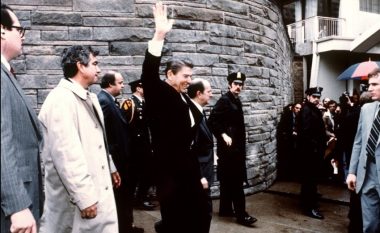 Lirohet atentatori i Ronald Regan: Këto janë 10 atentatet e dështuara që mund të ndryshonin historinë
