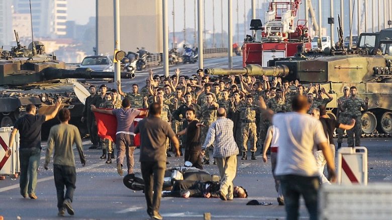 Kryeministri turk: Pjesëtarët e çetës paralele janë në dorën e drejtësisë