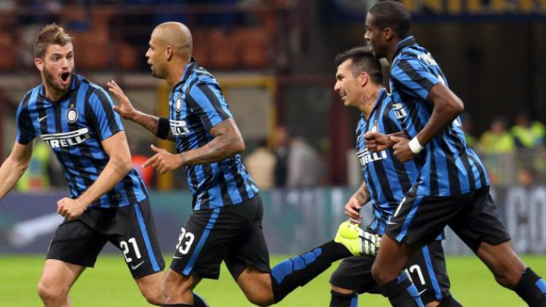 Napoli me ofertë për mbrojtësin e Interit, afër transferimi