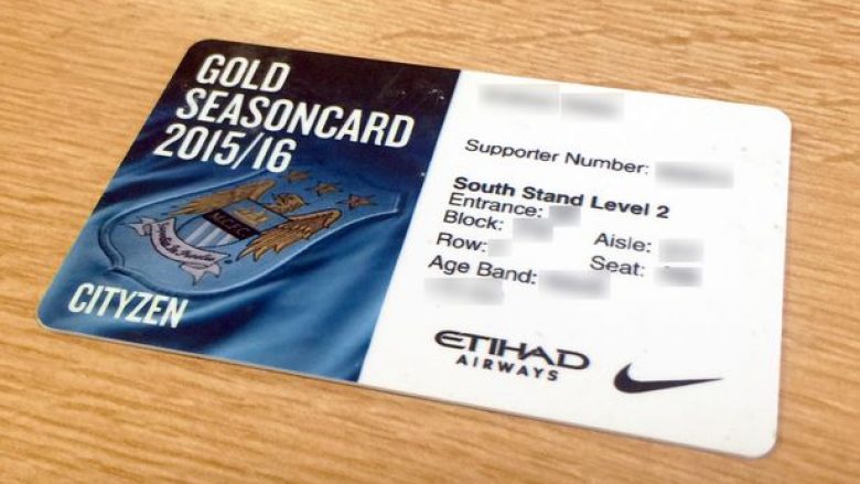 City i pezullon biletën sezonale tifozit, arsyeja është foto e futbollistit-pedofil (Foto)